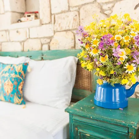 Mastik Köyiçi Hotel Çeşme