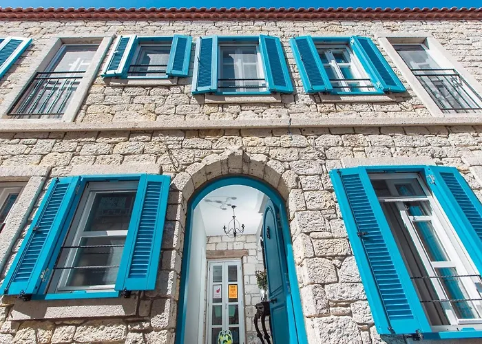 Mastik Koyici * Çeşme