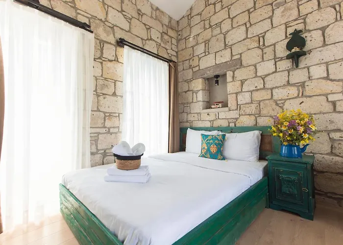 Mastik Koyici * Çeşme