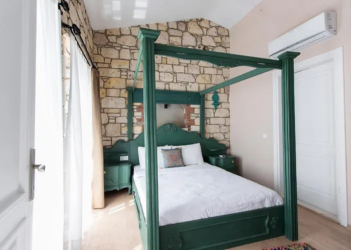 Mastik Koyici Çeşme